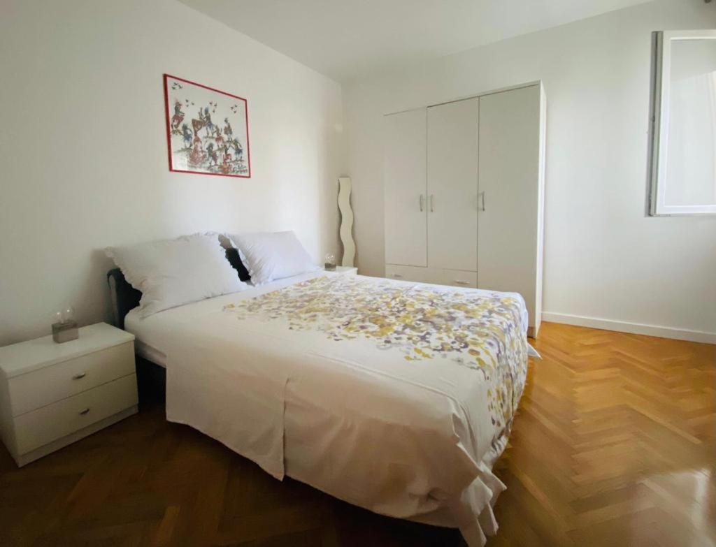 2 Bedroom Apartment/Parking/Market Spalato Esterno foto