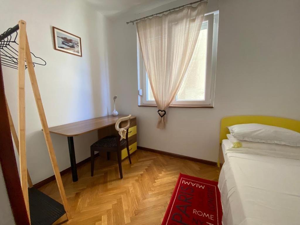 2 Bedroom Apartment/Parking/Market Spalato Esterno foto
