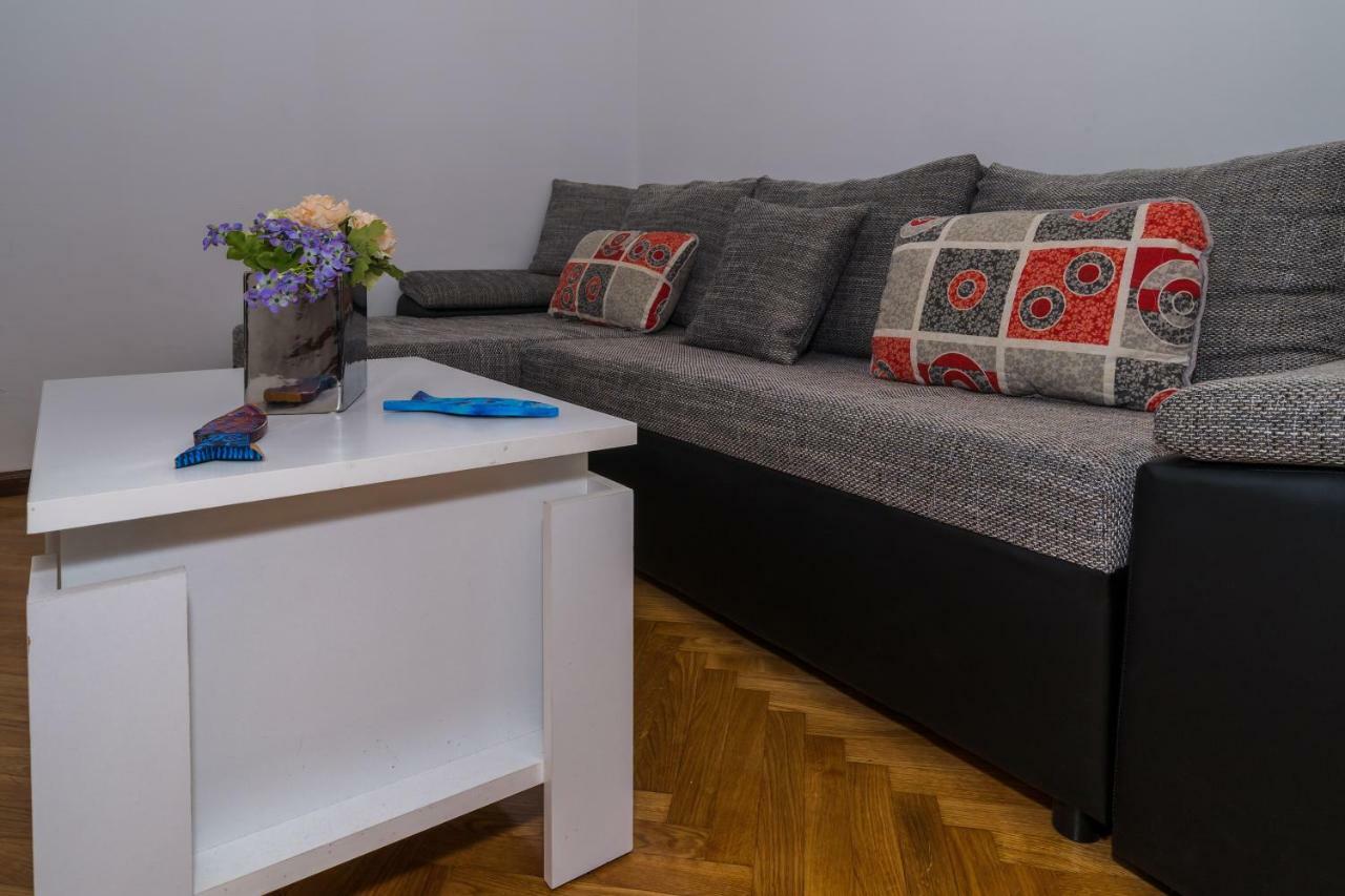 2 Bedroom Apartment/Parking/Market Spalato Esterno foto