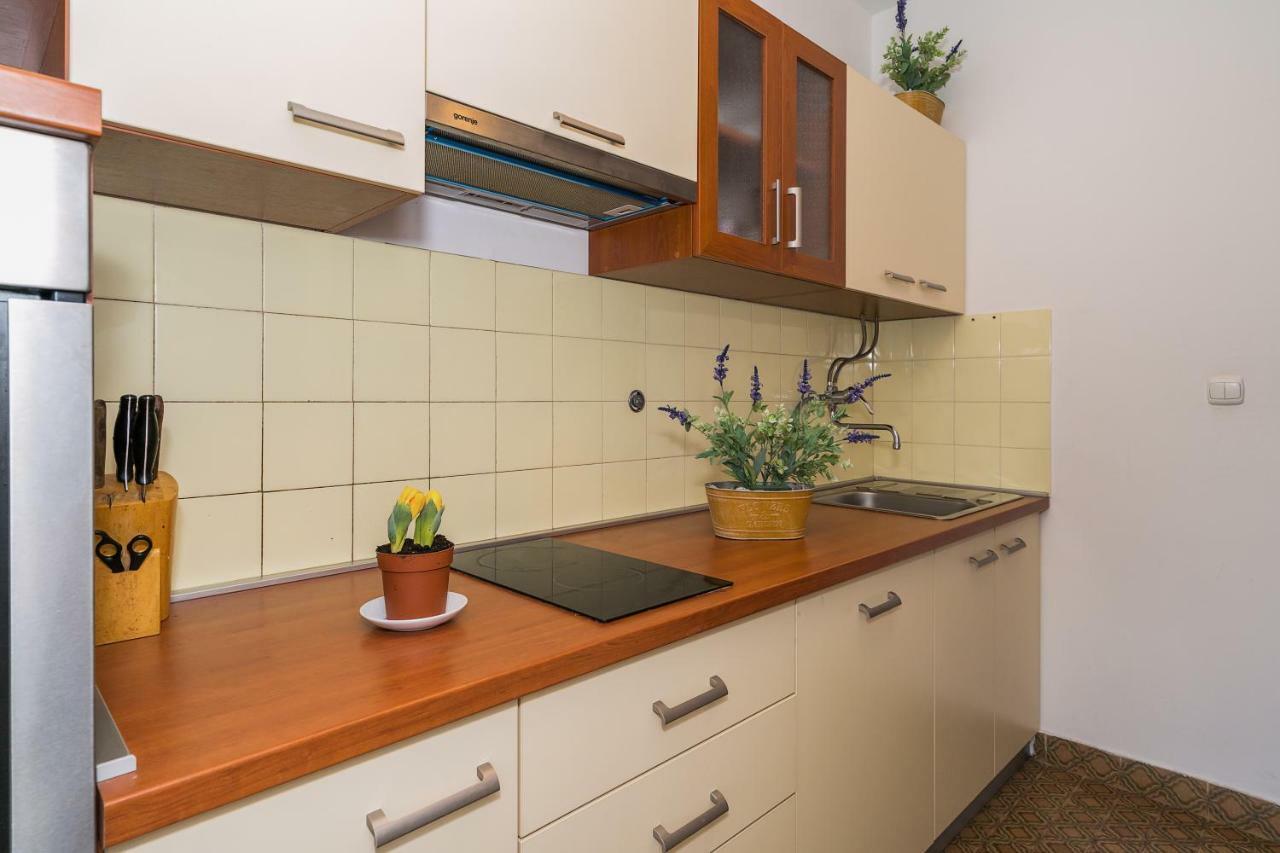 2 Bedroom Apartment/Parking/Market Spalato Esterno foto